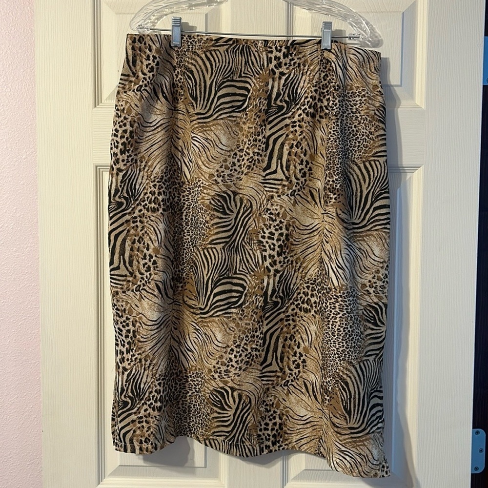 NWOT Giorgio Fiorlini Tan and Black Midi Skirt Animal Print Size 18/20